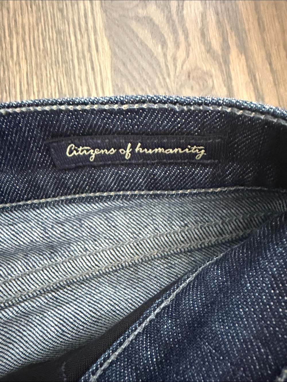 Citizens of Humanity Low Rise Bootcut Jeans - Picture 2 of 11